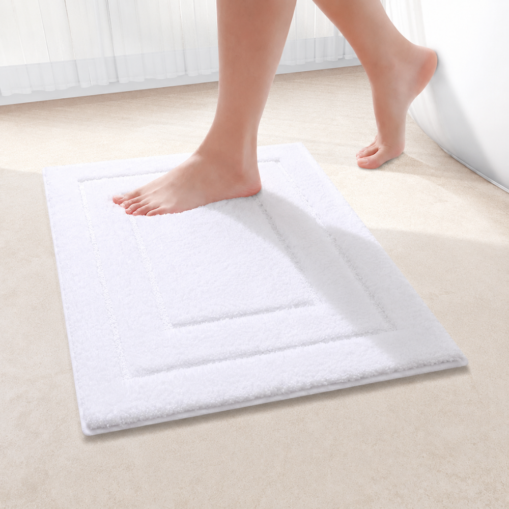 CloudStep Non-Slip Microfiber Bath Mat | Ultra-Absorbent Bathroom Rug for Modern Decor