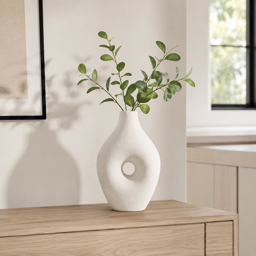 Avelor Void Sculpt Vase