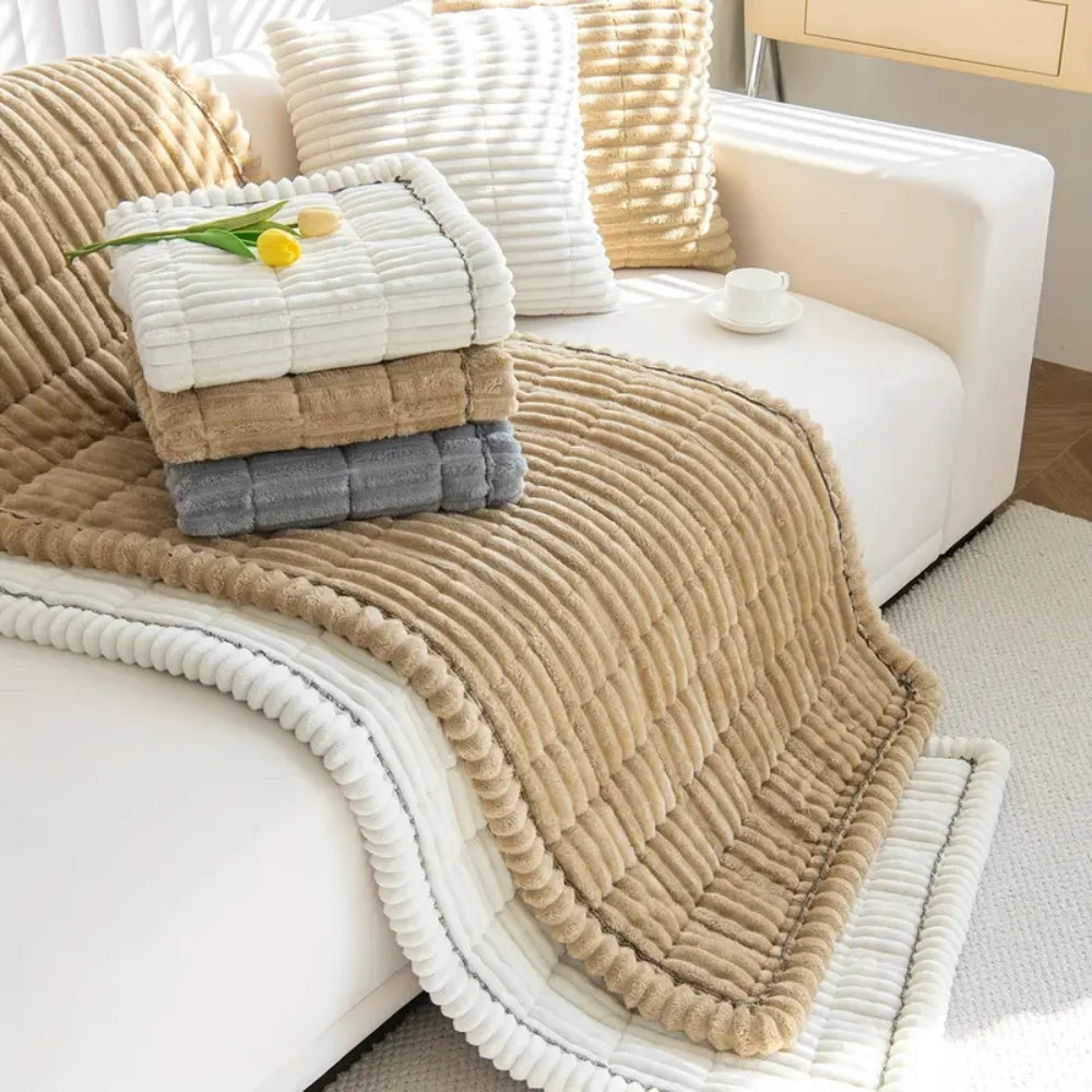 https://cdn.shopify.com/s/files/1/0637/4480/2863/files/PlushHandPleatedEdgesSofaCover_4.jpg?v=1753176953