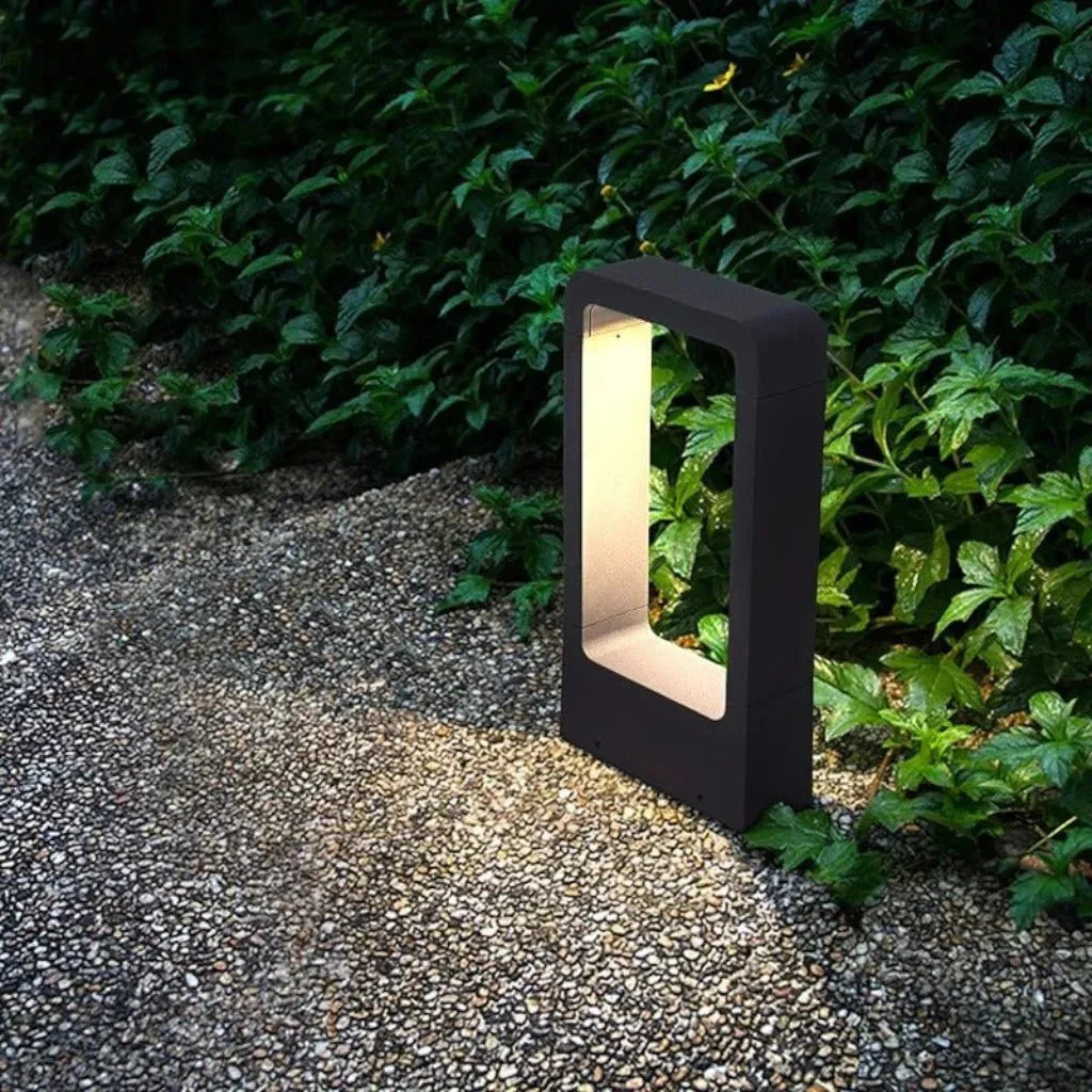 https://cdn.shopify.com/s/files/1/0655/0464/1076/files/aquaglow-waterproof-outdoor-garden-ground-light_11.webp?v=1773243264