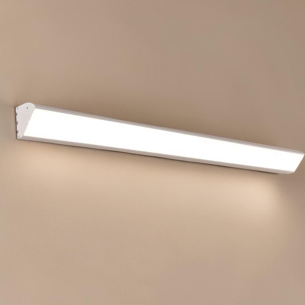 https://cdn.shopify.com/s/files/1/0655/0464/1076/files/auraguard-led-outdoor-wall-light-waterproof-and-energy-efficient-7238639.jpg?v=1779807194