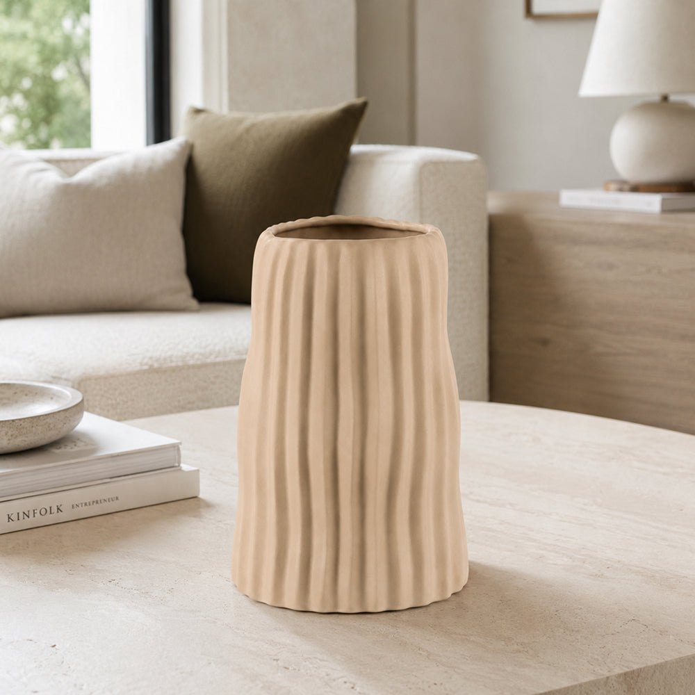 Velaro Ribbed Vase