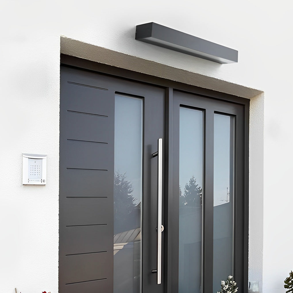 https://cdn.shopify.com/s/files/1/0556/5382/6742/products/exterior-porch-light-fixtures-linear-double-door.jpg?v=1766746318