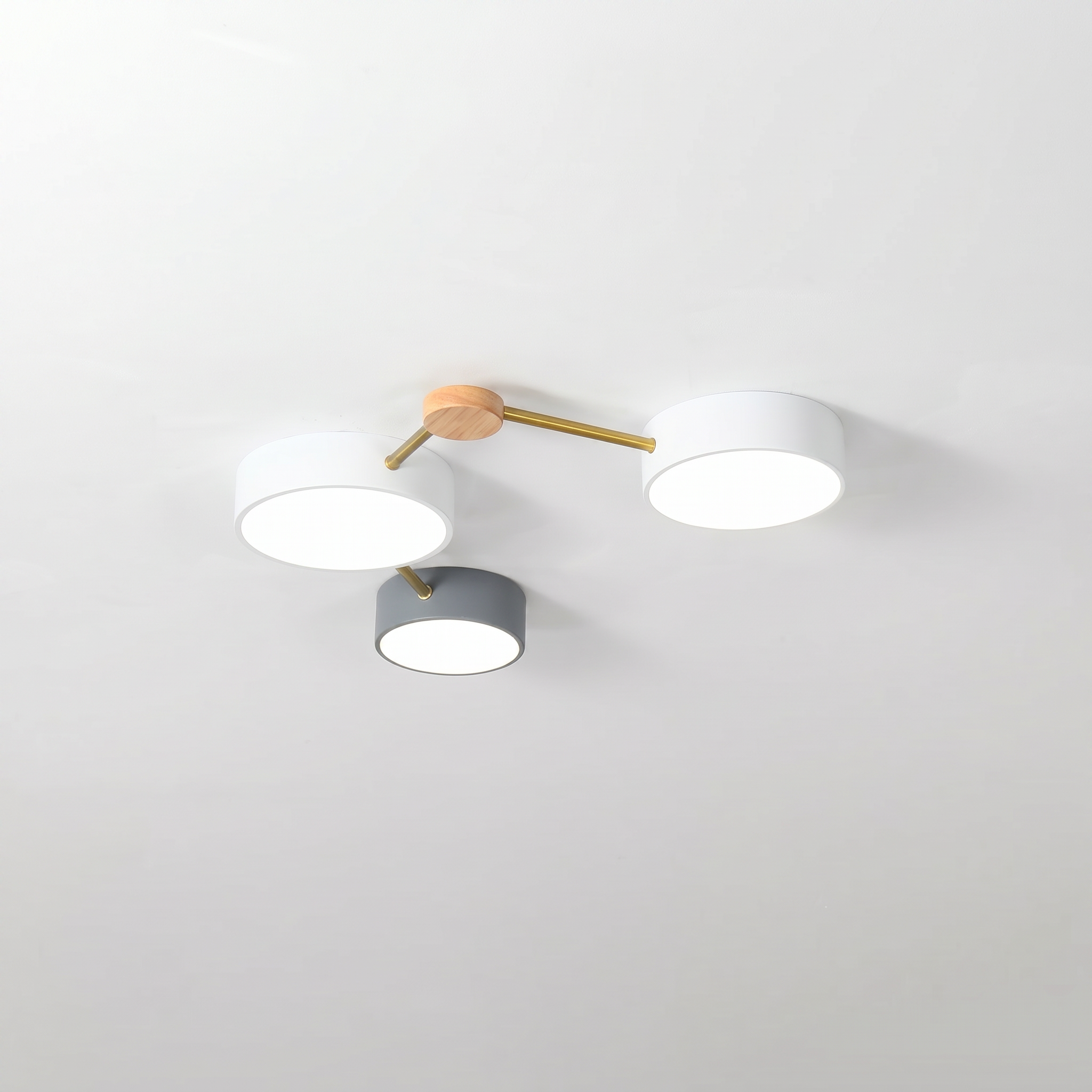 Costellazione Nordica 3-light LED flush mount ceiling light on white