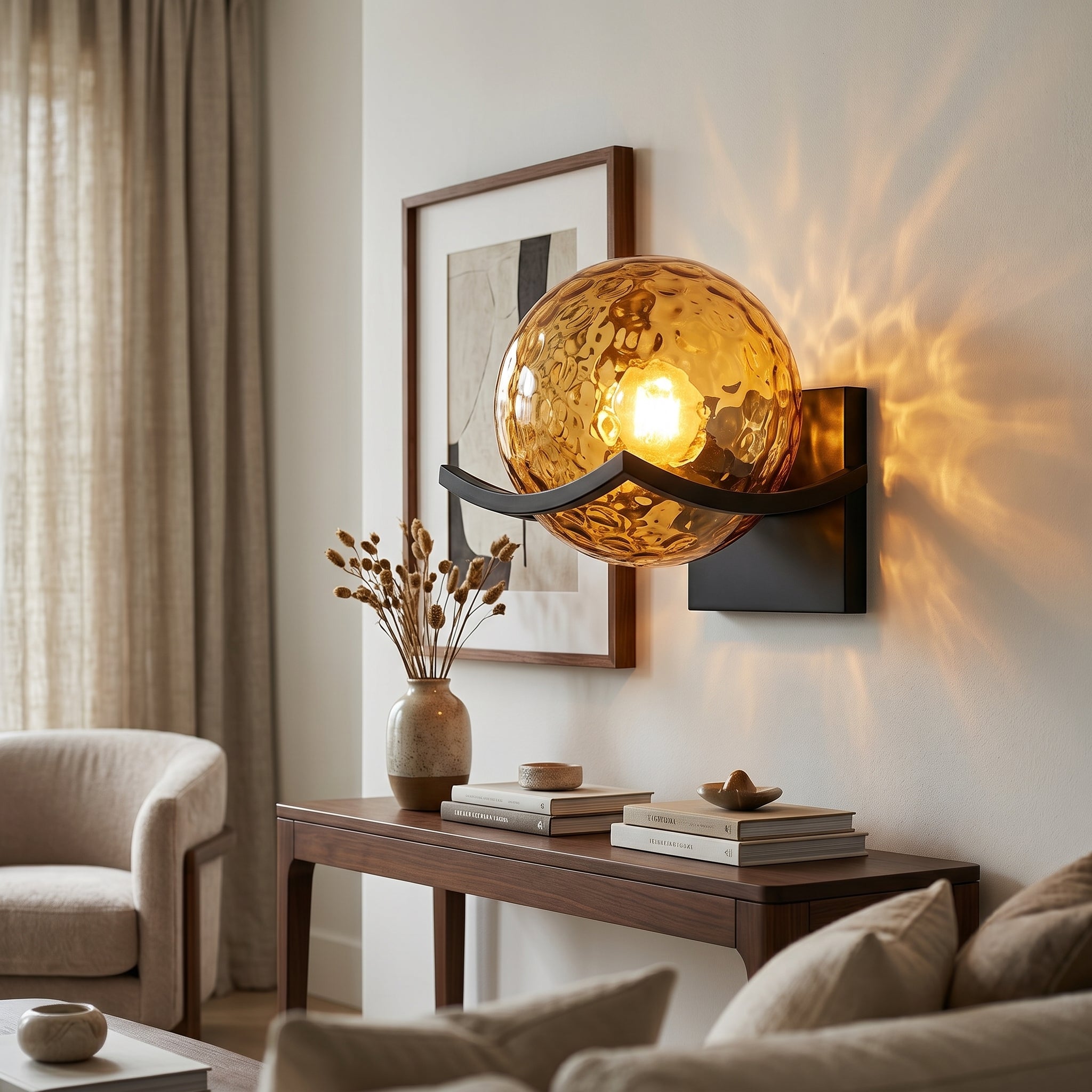 Sirio Amber Hammered sconce over a console — lifestyle