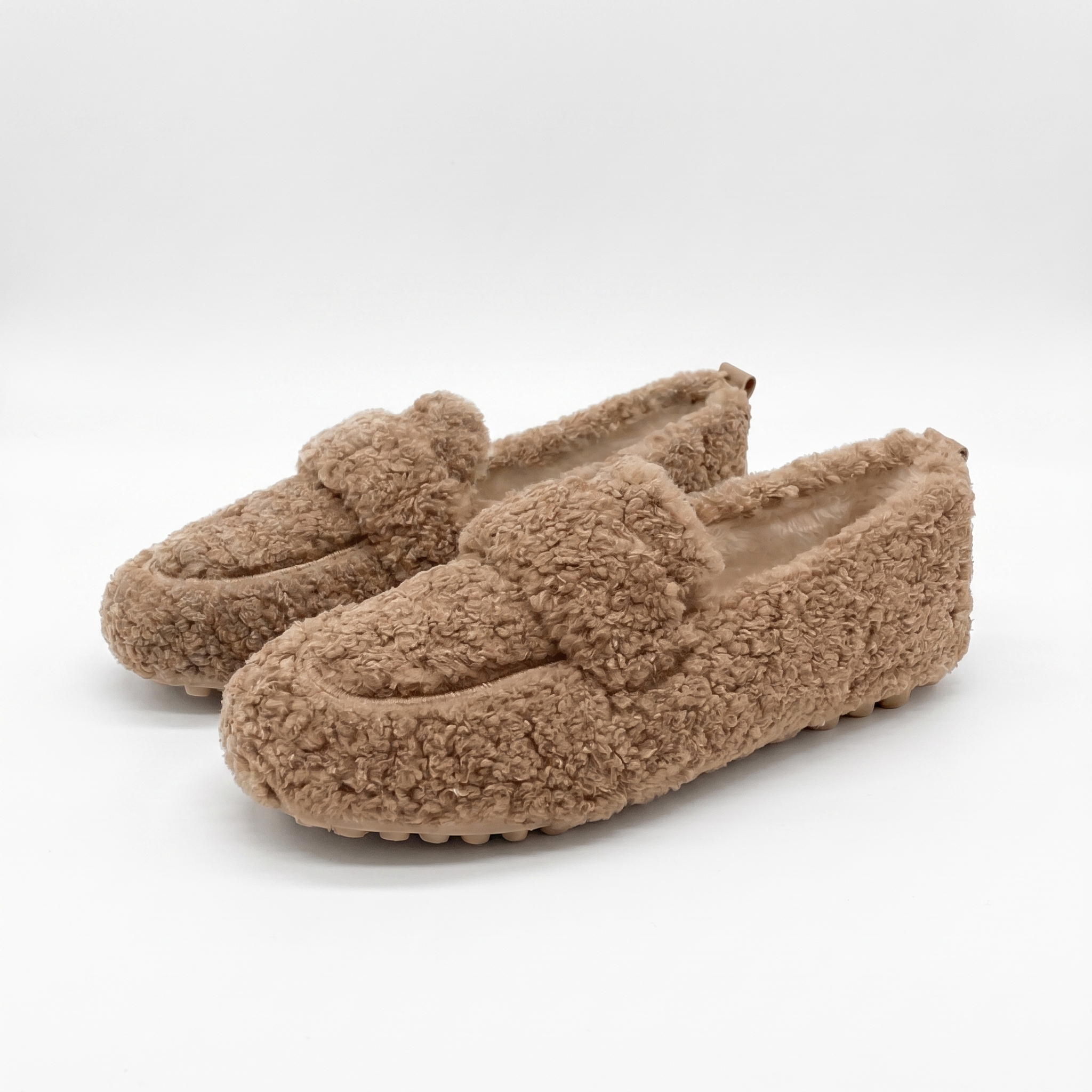 Riposo plush teddy slippers in brown, pair on white background
