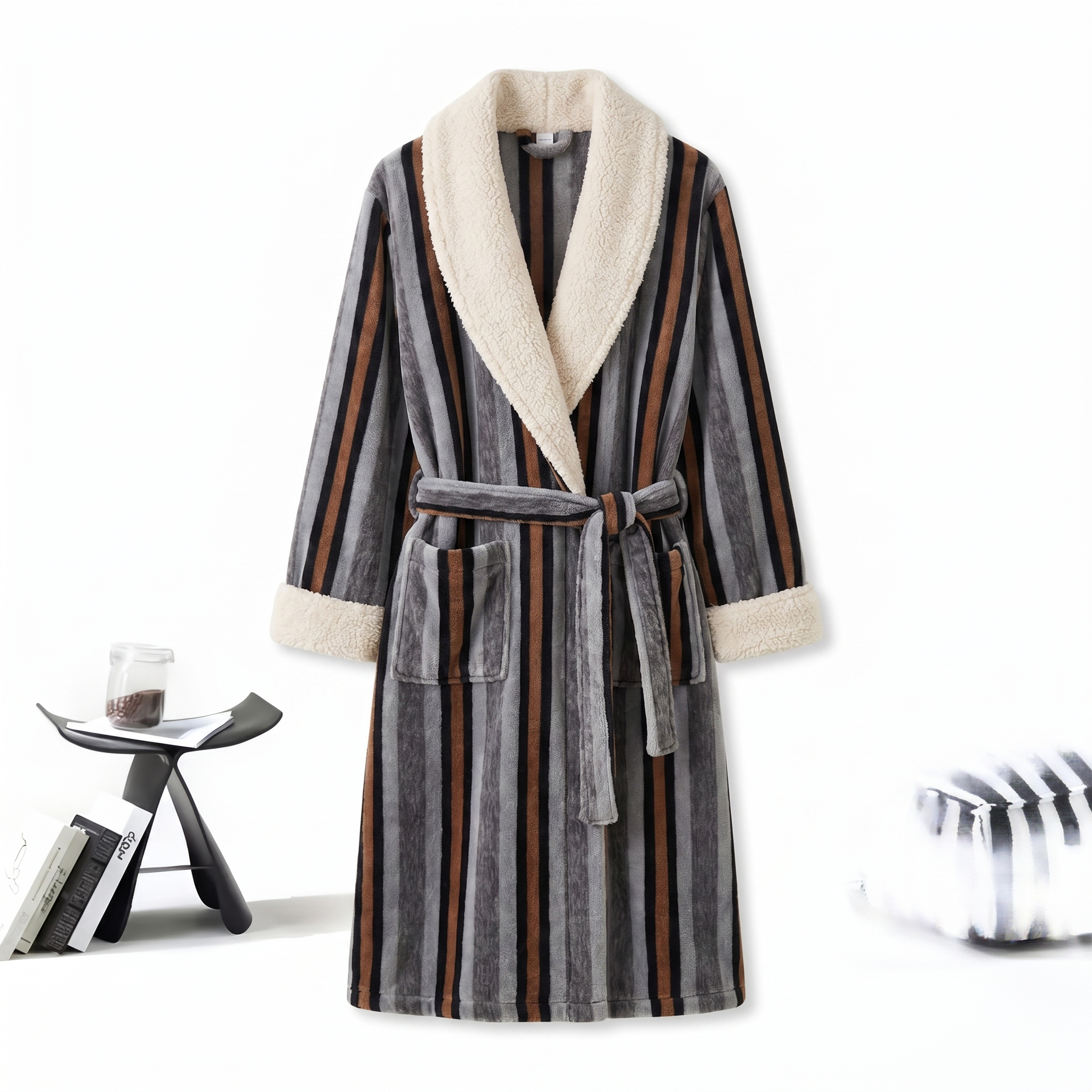 Soffice sherpa plush robe Brown Stripes hero
