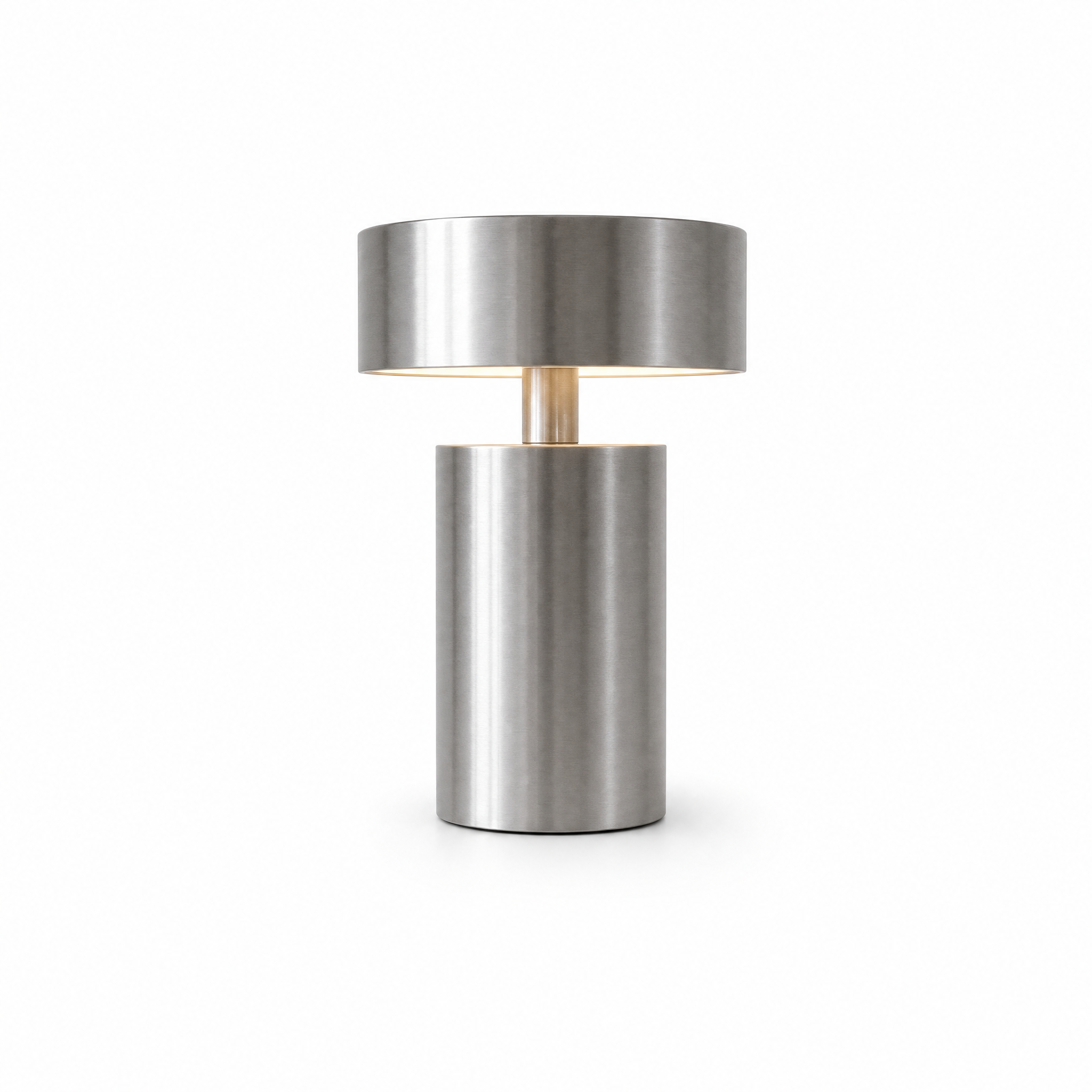 Vespera Tocco cordless table lamp, silver, lit