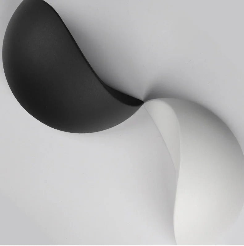 https://cdn.shopify.com/s/files/1/0655/0464/1076/files/minimalist-half-round-led-wall-light-219877.jpg?v=1750730130