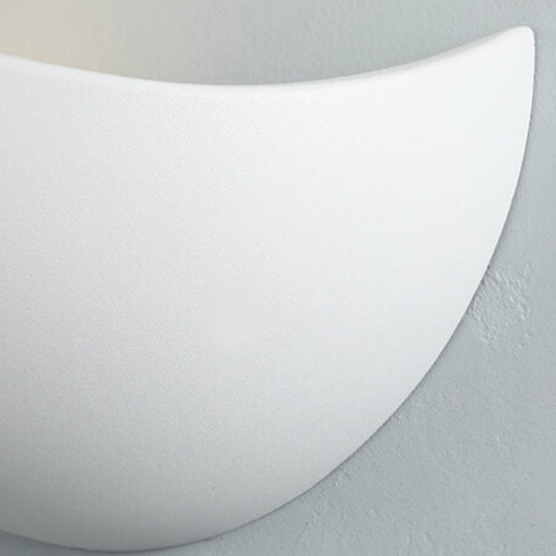 https://cdn.shopify.com/s/files/1/0655/0464/1076/files/minimalist-half-round-led-wall-light-731446.jpg?v=1750730129