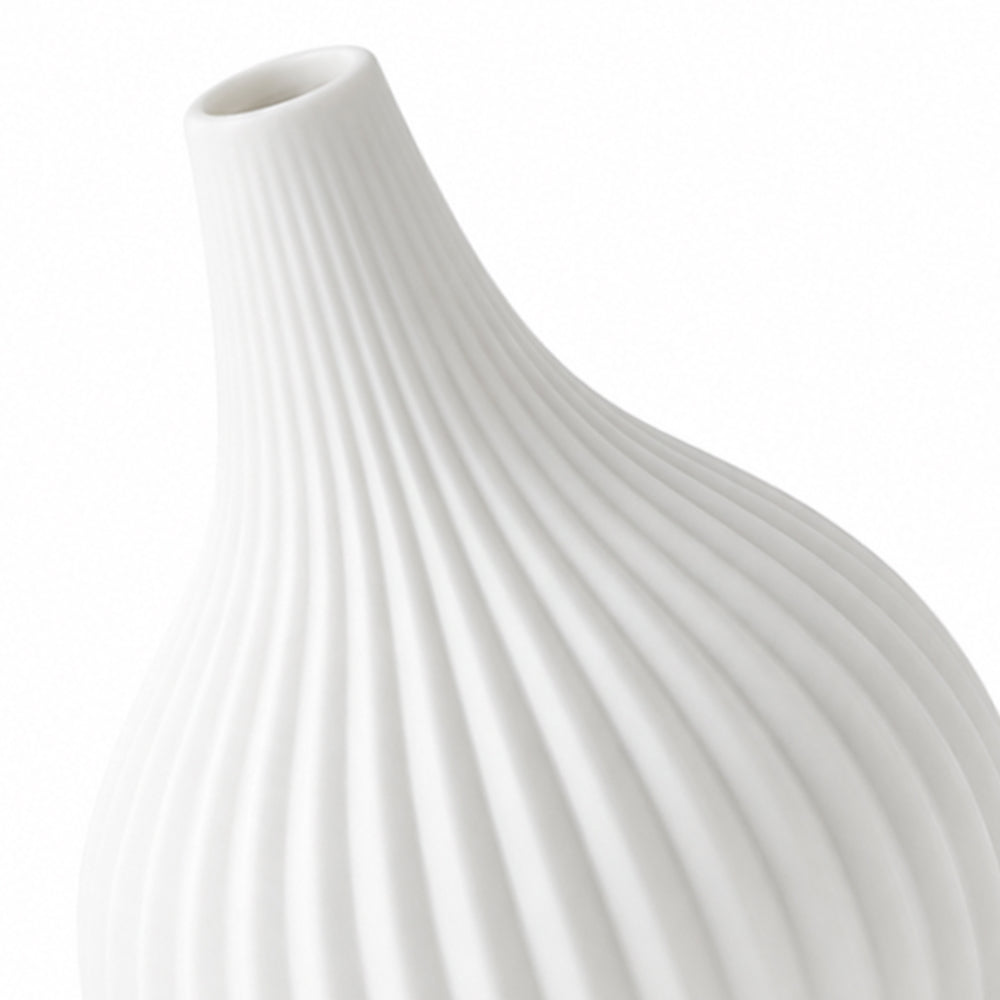 Velaro Fluted Sculpt Vase