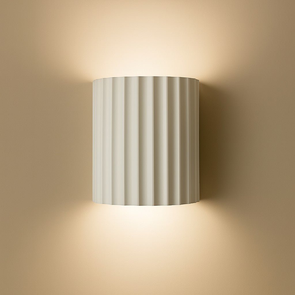 https://cdn.shopify.com/s/files/1/0655/0464/1076/files/nordic-minimalist-led-wall-lamp-macaron-resin_2.jpg?v=1773243367
