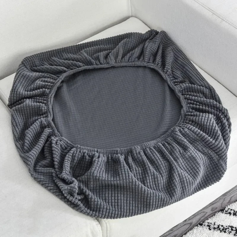 https://cdn.shopify.com/s/files/1/0655/0464/1076/files/pet-friendly-stretch-sofa-cover-washable-furniture-protector-693091.jpg?v=1750730671