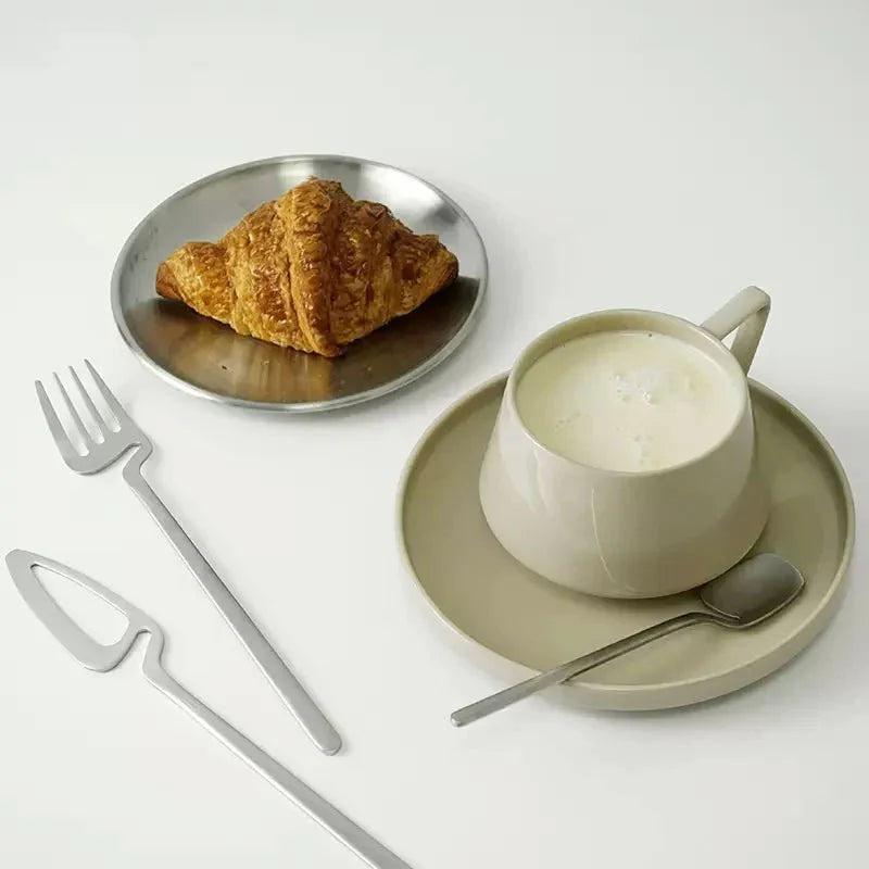 https://cdn.shopify.com/s/files/1/0655/0464/1076/files/skeleton-cutlery-set-luxe-stainless-steel-with-bold-contemporary-design-972194.webp?v=1773243366