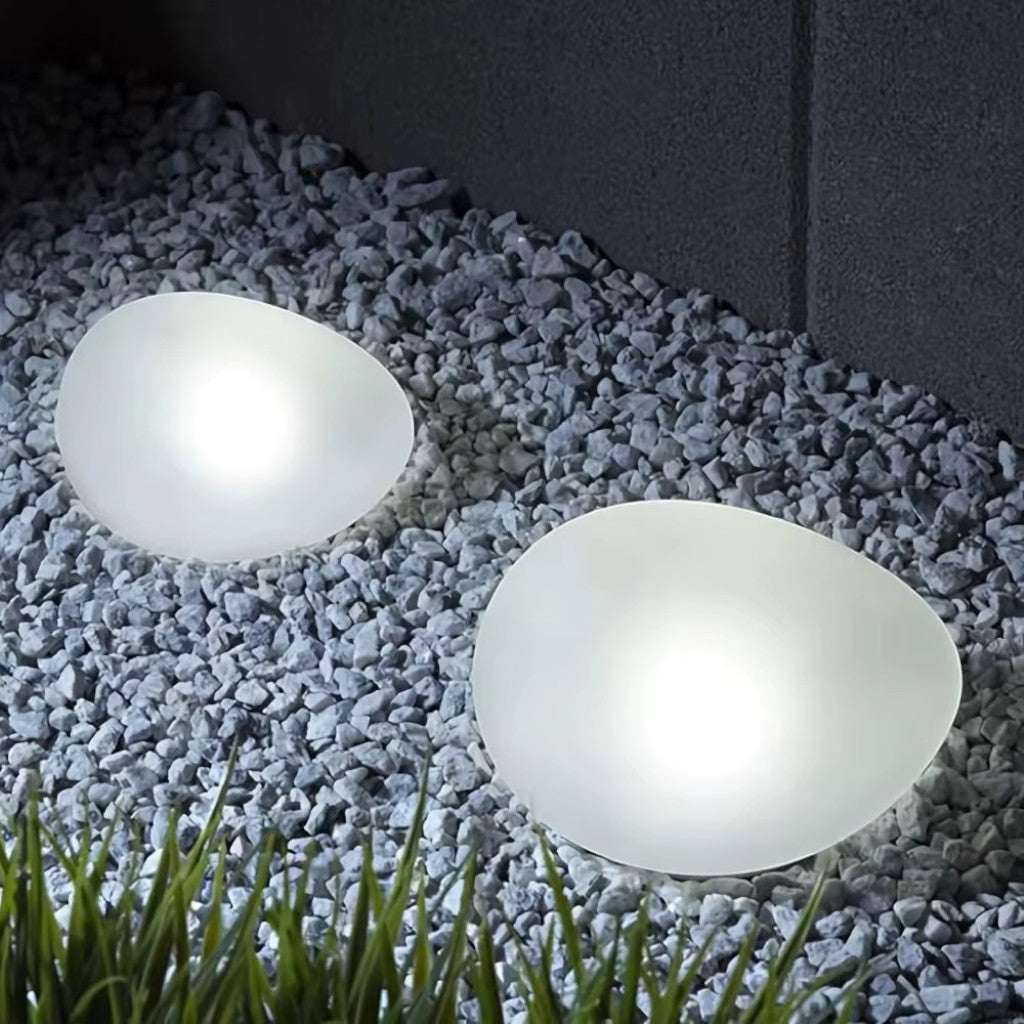 https://cdn.shopify.com/s/files/1/0655/0464/1076/files/solar-garden-pebble-outdoor-light-ip65-waterproof-auto-dusk-to-dawn_11.jpg?v=1778281560