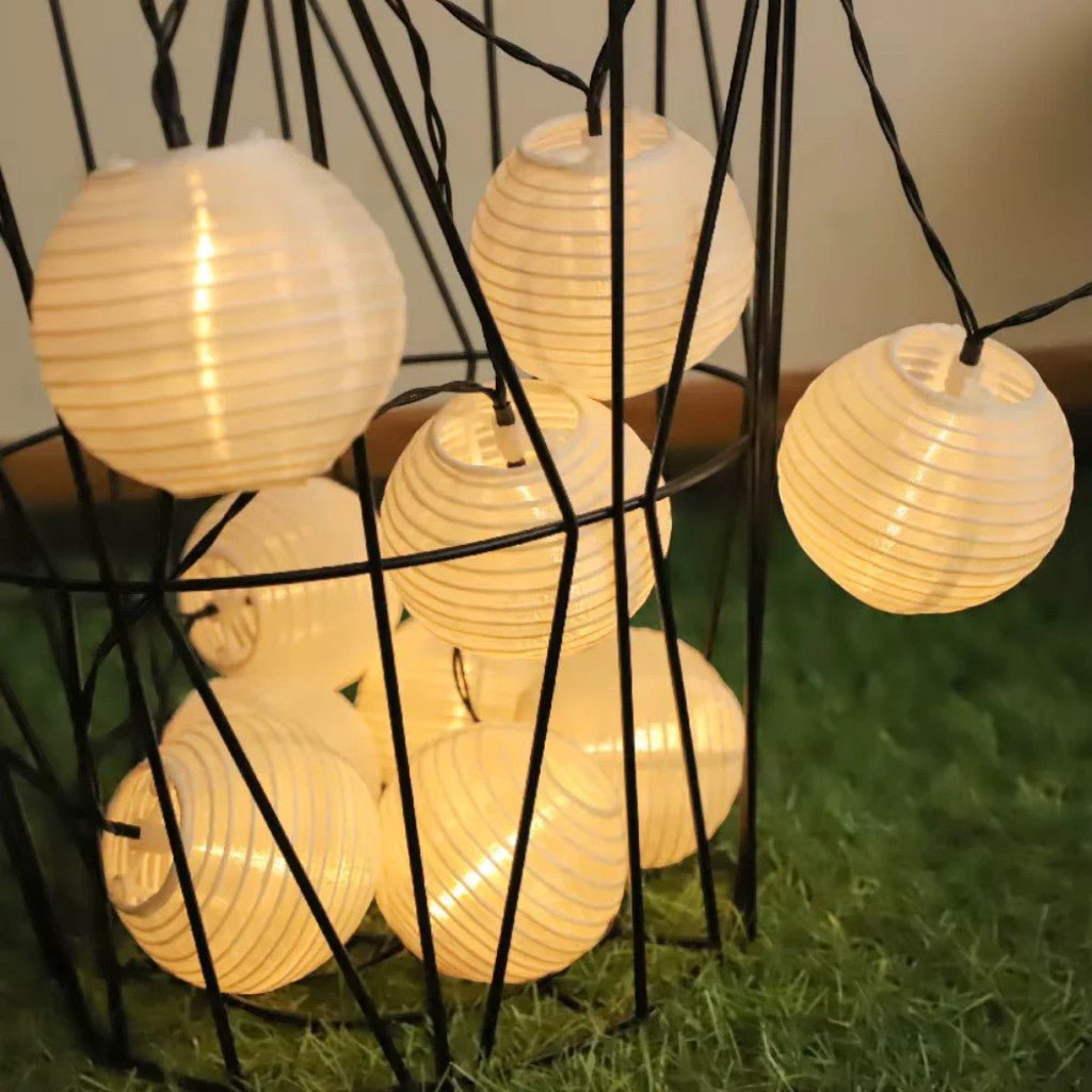 https://cdn.shopify.com/s/files/1/0655/0464/1076/files/solar-lantern-string-lights-ip65-waterproof-outdoor-garden-patio-decor-4894581.jpg?v=1779807026