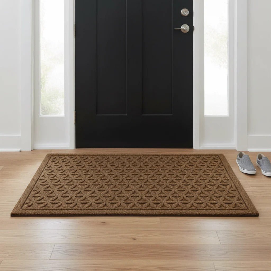 https://cdn.shopify.com/s/files/1/0655/0464/1076/files/3d-grooved-geometric-doormat-anti-slip-scraper-entrance-mat-7801460.jpg?v=1779807017