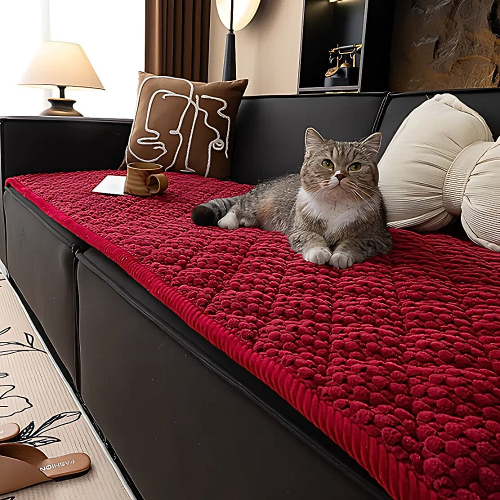 https://cdn.shopify.com/s/files/1/0637/4480/2863/files/Pet-ProofTexturedQuiltedSofaProtectorSlipcover_9.jpg?v=1755331398
