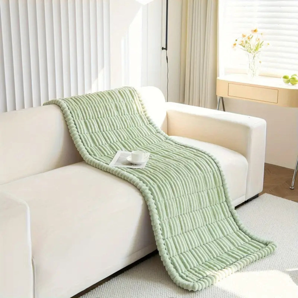 https://cdn.shopify.com/s/files/1/0637/4480/2863/files/PlushHandPleatedEdgesSofaCover_13.jpg?v=1753176953