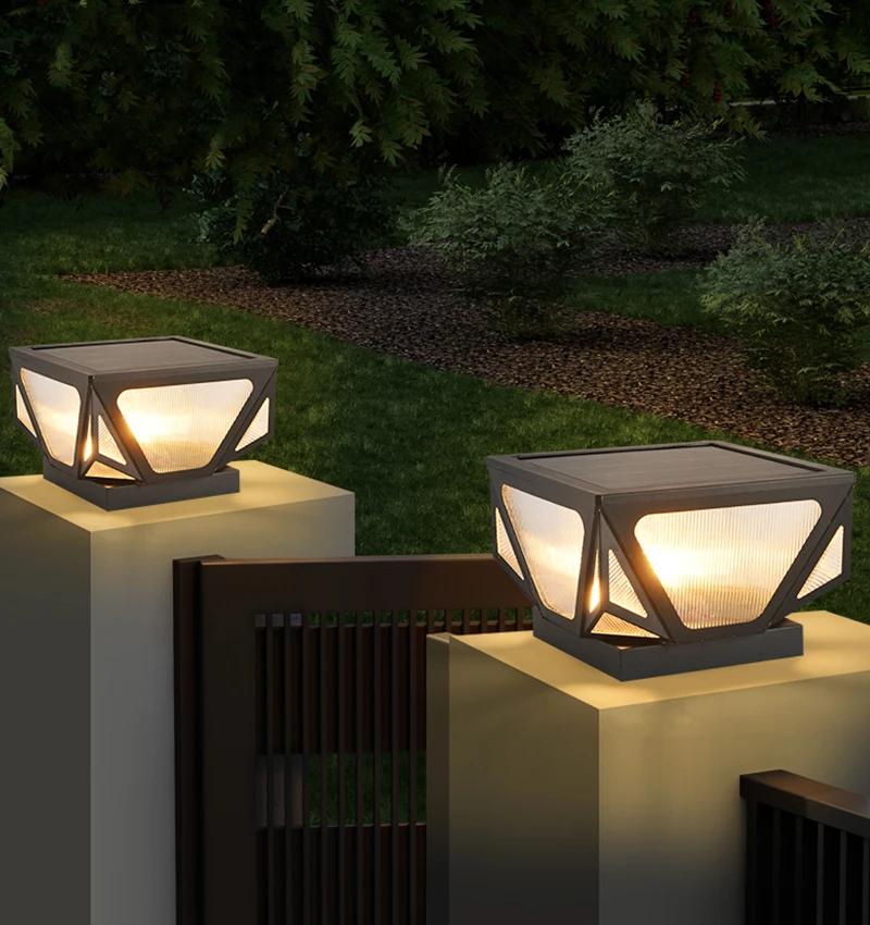 IIS Solara Pillar Light – Solar Powered IP65 Post Cap Lamp with Dusk-to-Dawn Sensor