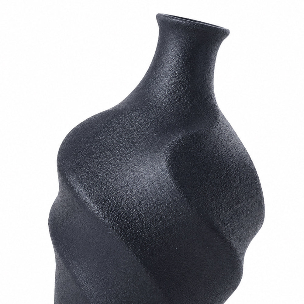 Vase en céramique simulant un vase à fleurs séchées