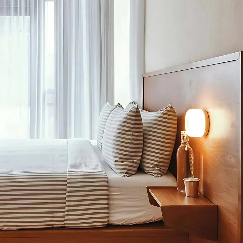 https://cdn.shopify.com/s/files/1/0655/0464/1076/files/frosted-glass-wall-sconce_8.jpg?v=1773242954