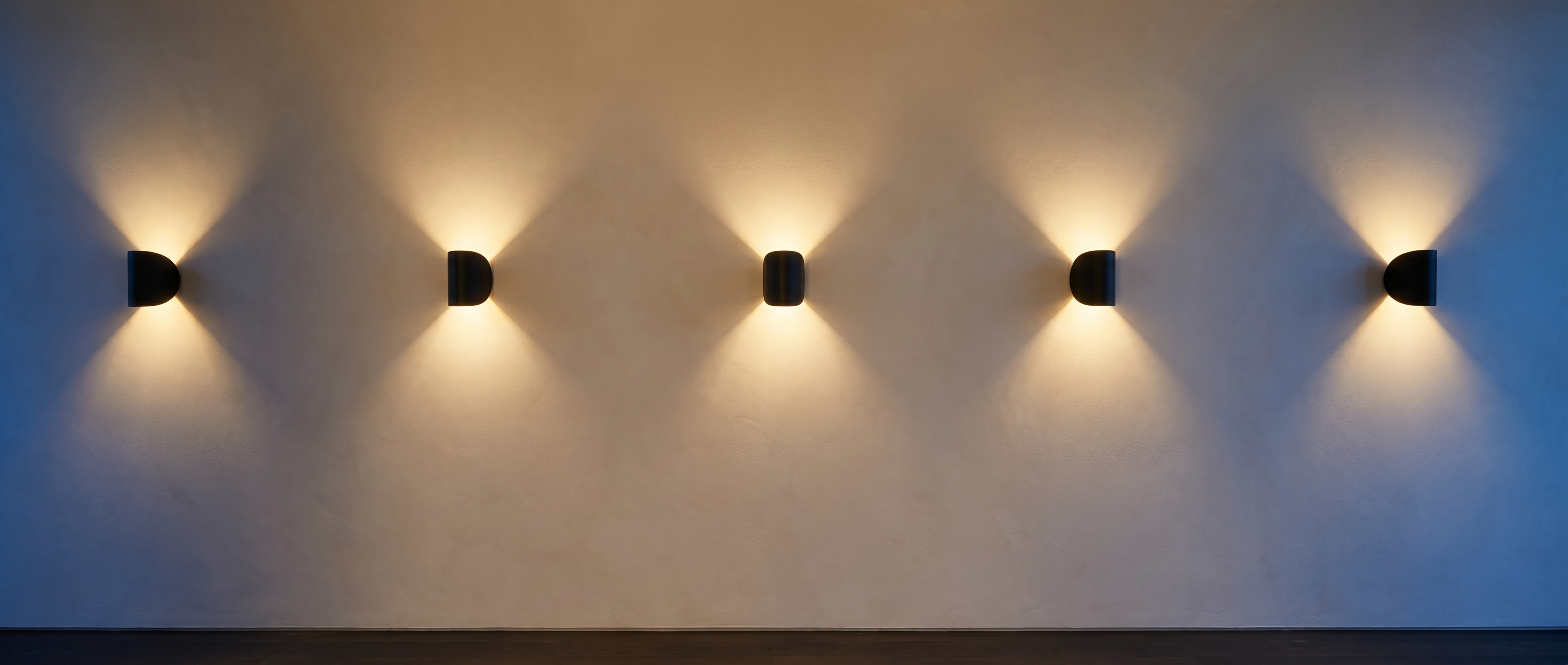Doppia Luce — LED Up & Down Wall Sconce