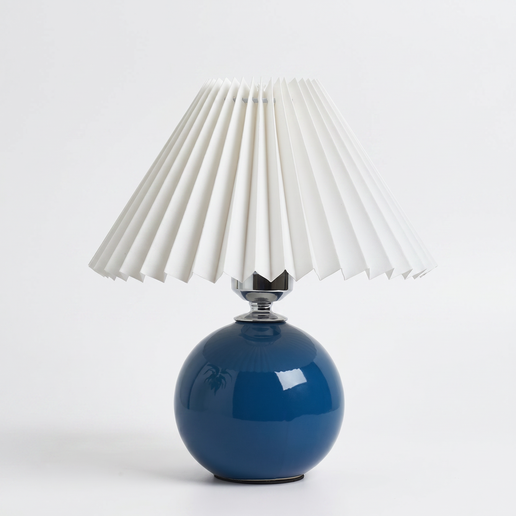 Carezza Pleated Ceramic Table Lamp in blue