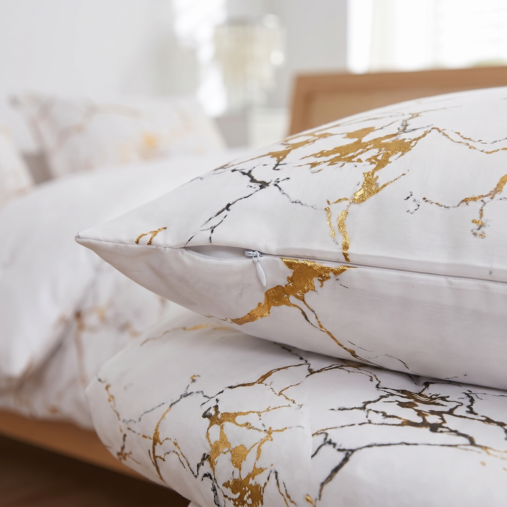 Carrara Gold Marble Duvet Set gold marble detail