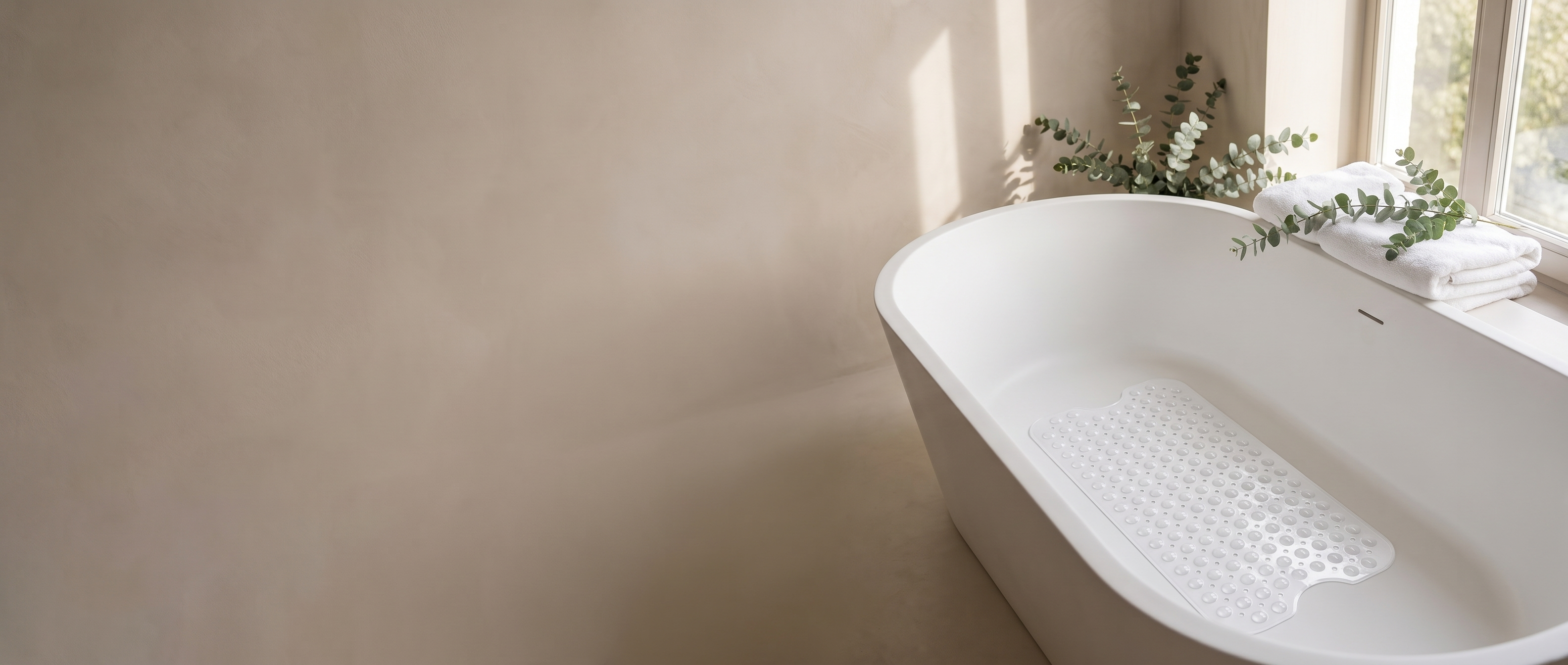 Onda Sicura silicone non-slip bath mat lifestyle banner