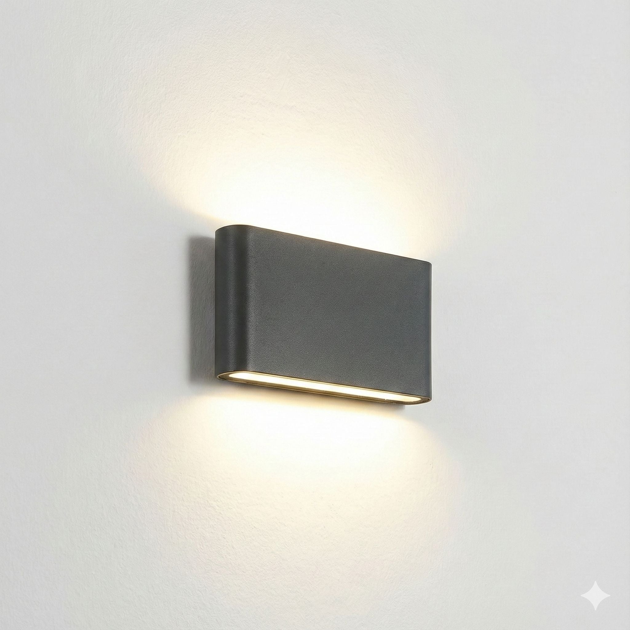https://cdn.shopify.com/s/files/1/0655/0464/1076/files/nordicguard-waterproof-ip65-led-outdoor-wall-light-002.jpg?v=1765323174