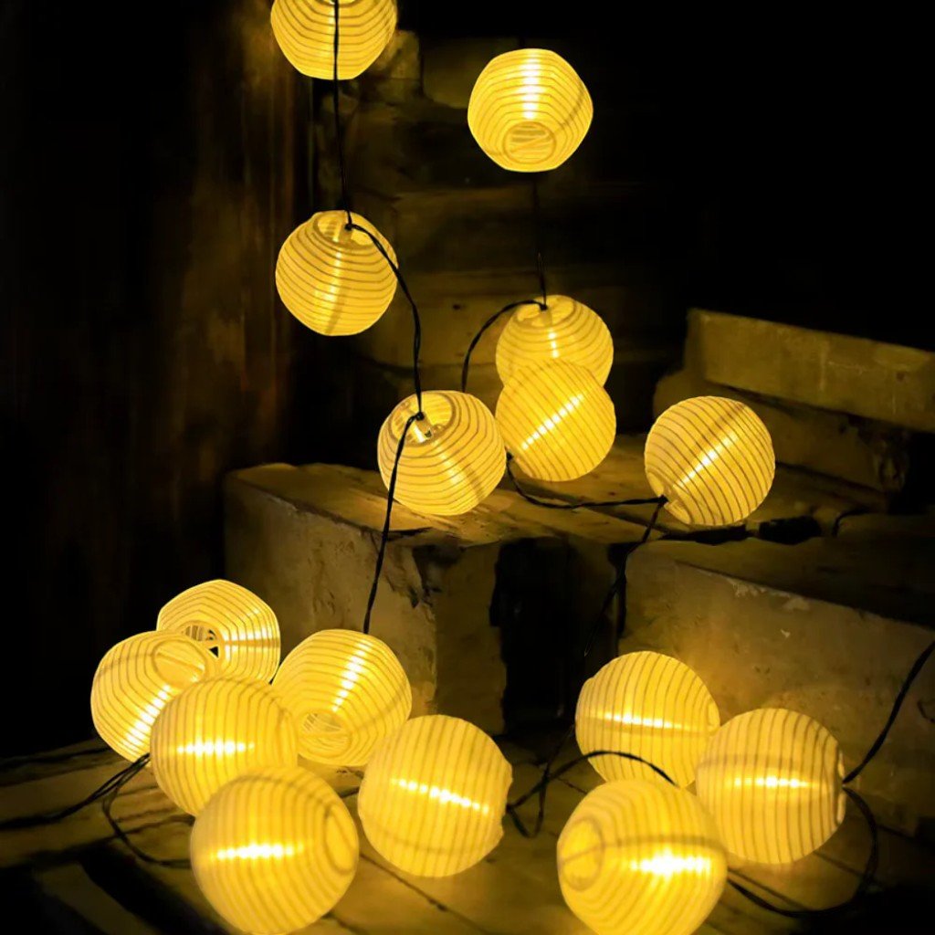 https://cdn.shopify.com/s/files/1/0655/0464/1076/files/solar-lantern-string-lights-ip65-waterproof-outdoor-garden-patio-decor-1377300.jpg?v=1779807072