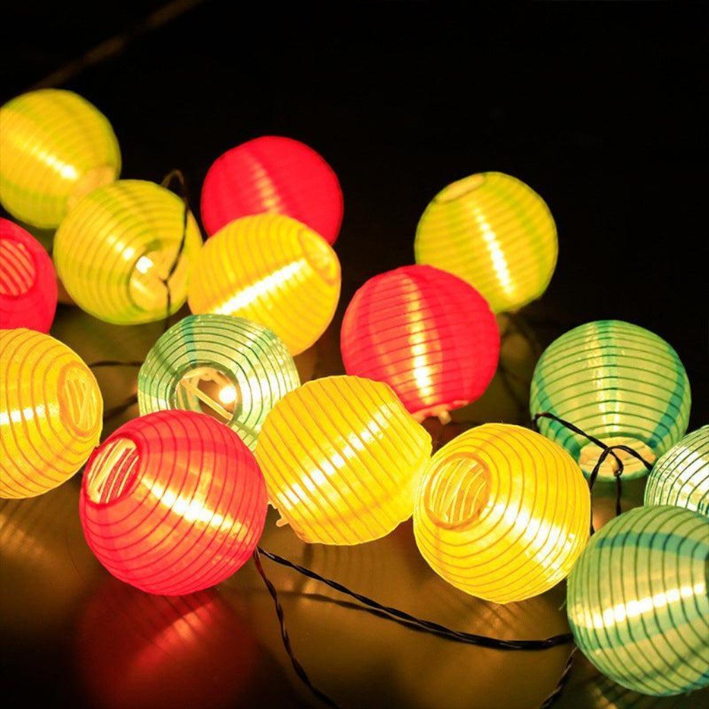 https://cdn.shopify.com/s/files/1/0655/0464/1076/files/solar-lantern-string-lights-ip65-waterproof-outdoor-garden-patio-decor-5919635.jpg?v=1779807072