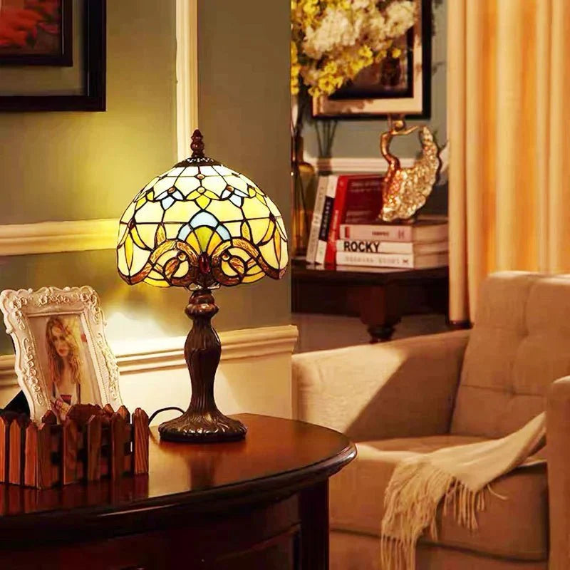 https://cdn.shopify.com/s/files/1/0655/0464/1076/files/stained-glass-colorful-desk-lamp-710418.webp?v=1773242780