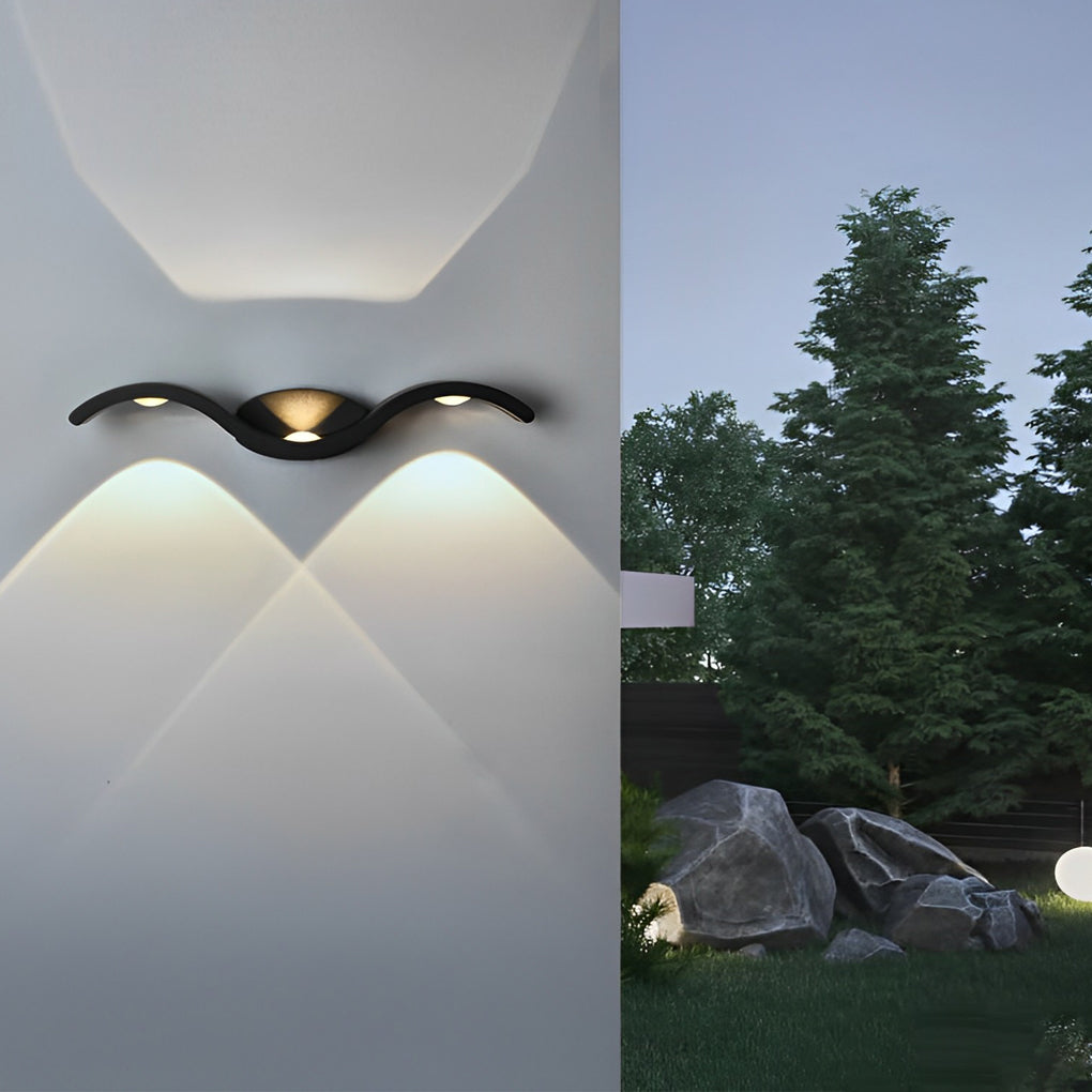 https://cdn.shopify.com/s/files/1/0556/5382/6742/files/wave-wall-sconce-modern-interior-lighting.jpg?v=1767081424